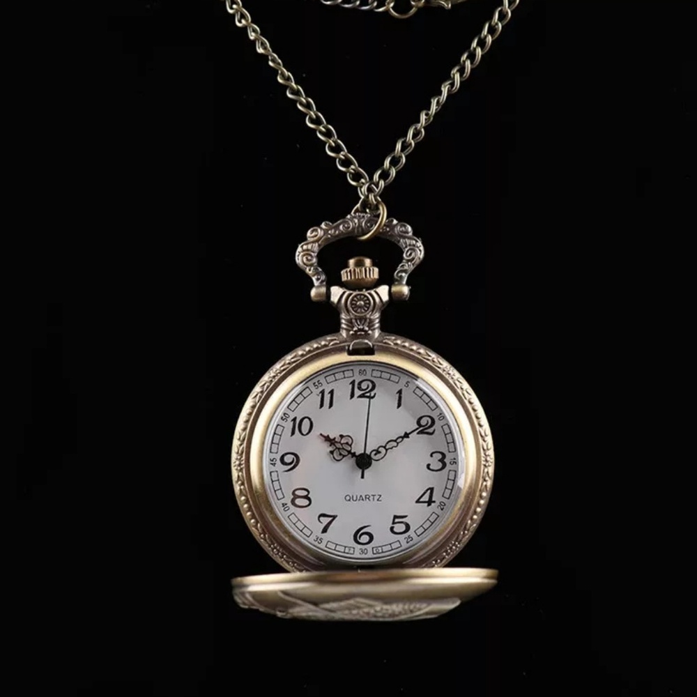 🆕️❤FISHING Antique bronze chain watch - Picture 2 of 3